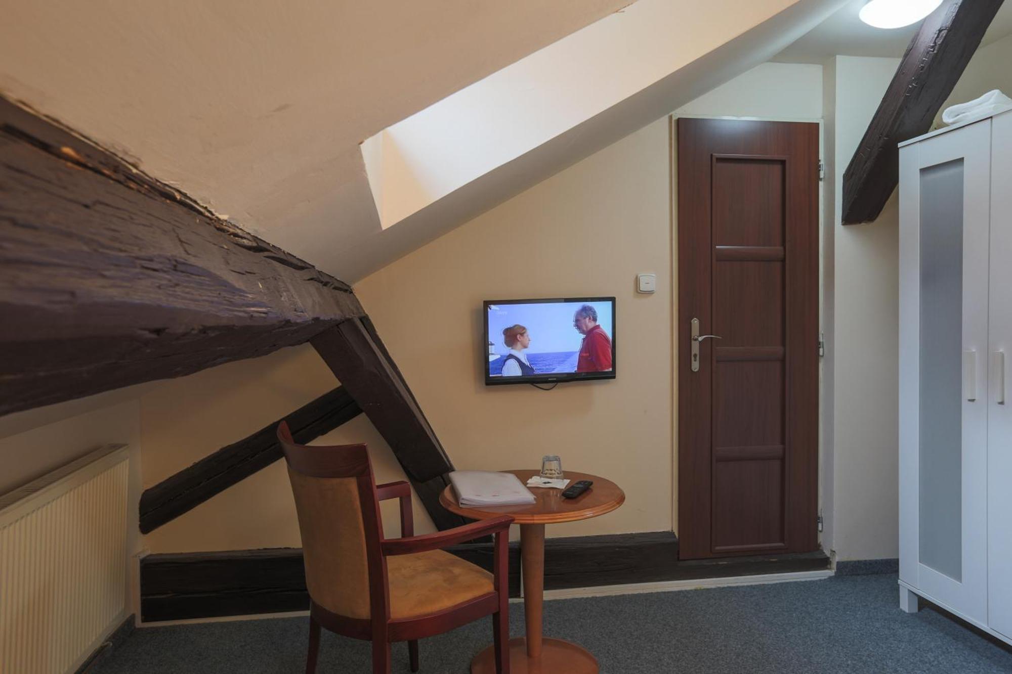 Pension U Lilie Praga Habitación foto